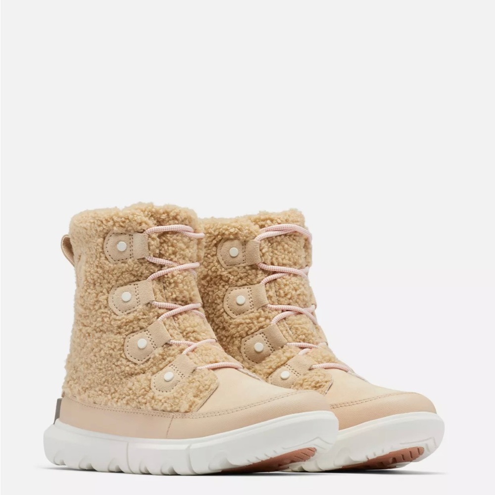 BRAND NEW!!  SOREL EXPLORER II JOAN COZY BOOTS- Women’s Winter Boots- Size 9